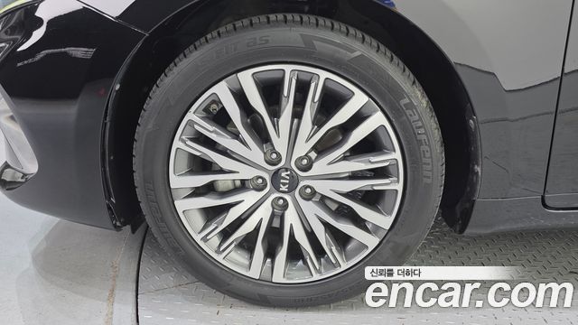 Kia K7 Signature — пробег 83 273 км — фото 5 из 5
