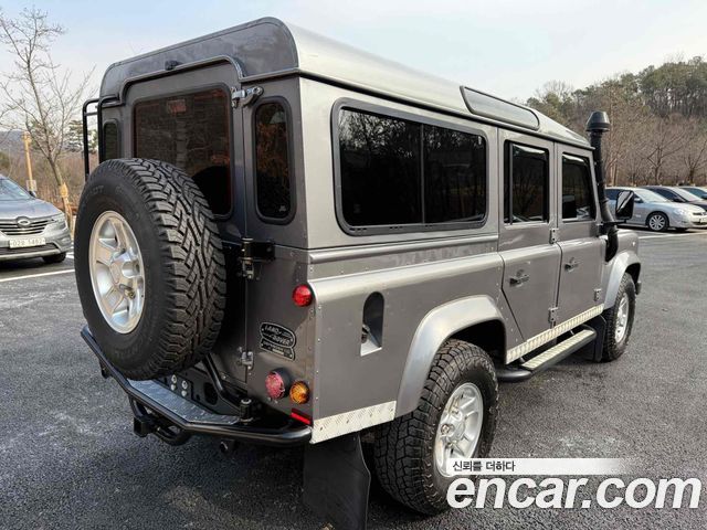Land Rover Defender 110 — пробег 26 250 км — фото 5 из 5